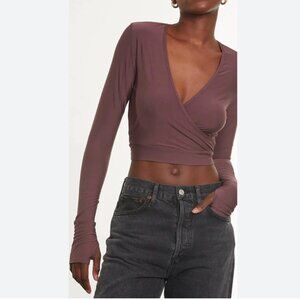 NWT - Commando Butter Wrap Top with Thumb Holes - Women's Medium